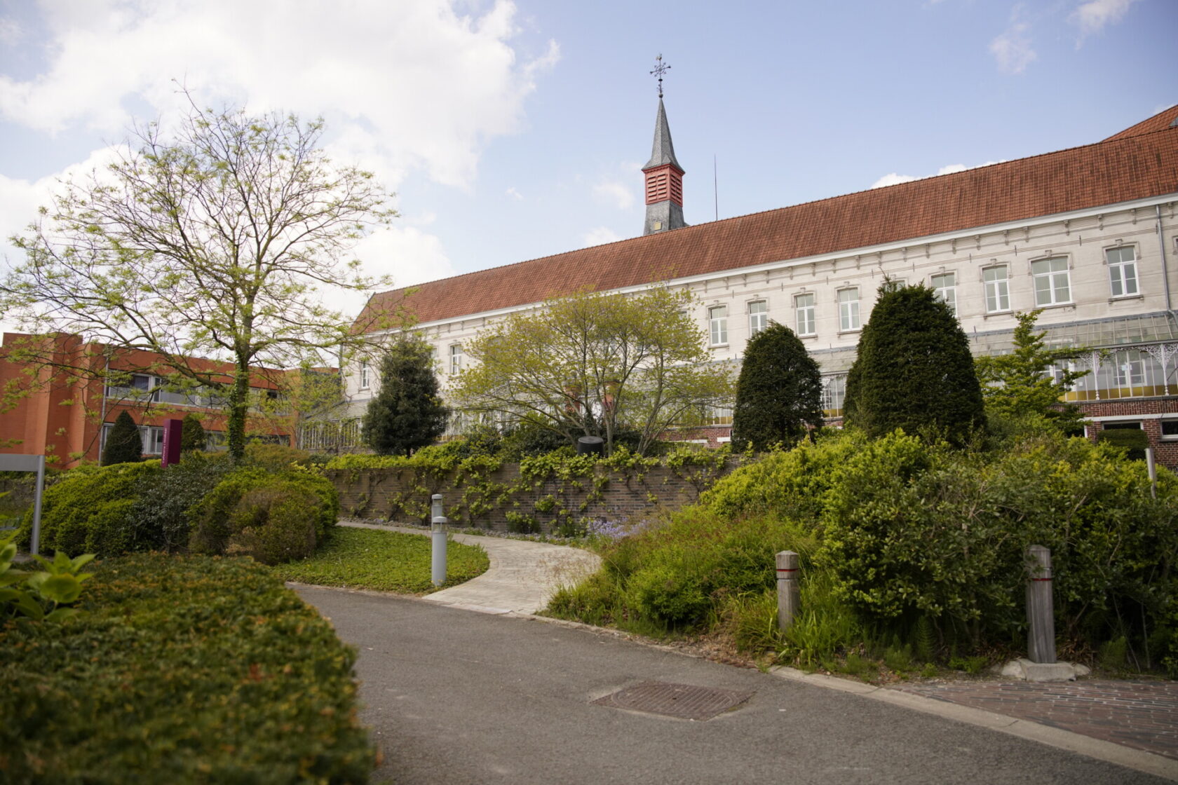 Domein en gebouwen-klooster Domein en gebouwen-Klooster